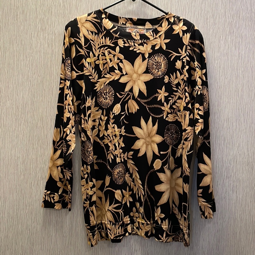 Gene Ewing BIS Long Sleeve Rayon Floral Top P51